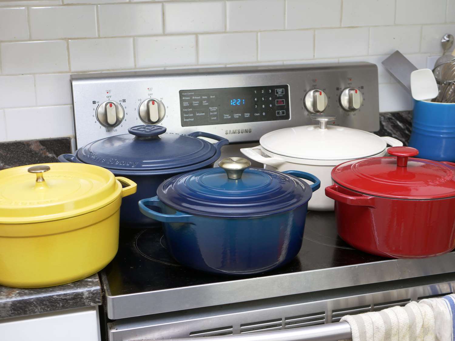 The 2026 Dutch Oven Buying guide: Best Cast Iron vs. Enameled Options for Home Cooks